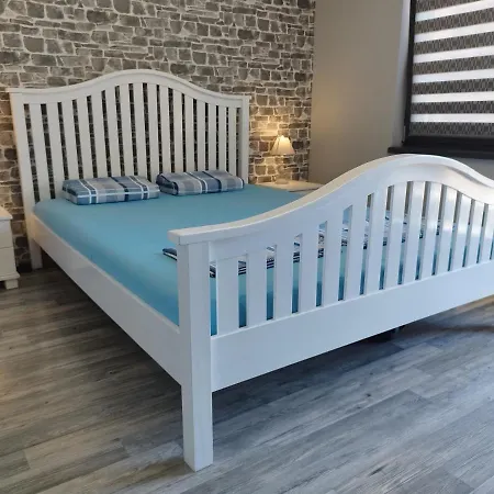 Apartment Aпартамент 5 *